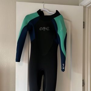 4/3 O’Neill wetsuit size 8